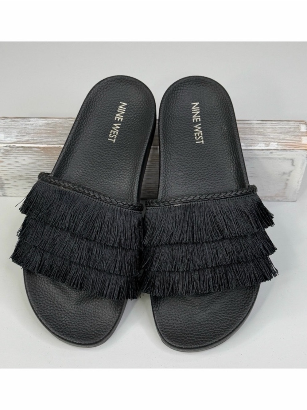 NINE WEST Imaquarius Fringe Slides Black-8
